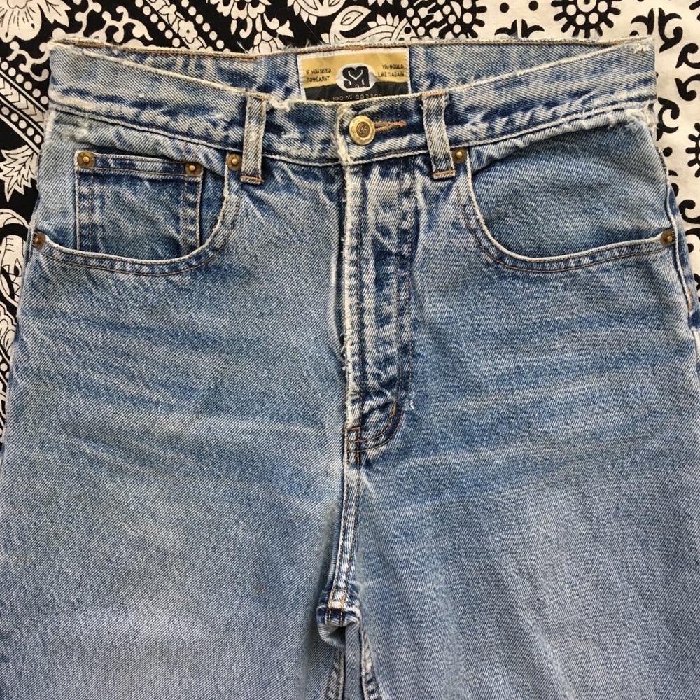 Vintage Frayed Mom Jeans - Picture 3 of 7
